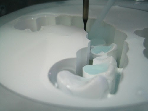 Fresatura-dentale-internazionale-cialda-zirconia-cad-cam