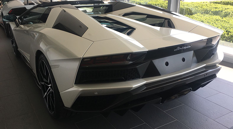 Lamborghini-Aventador-S